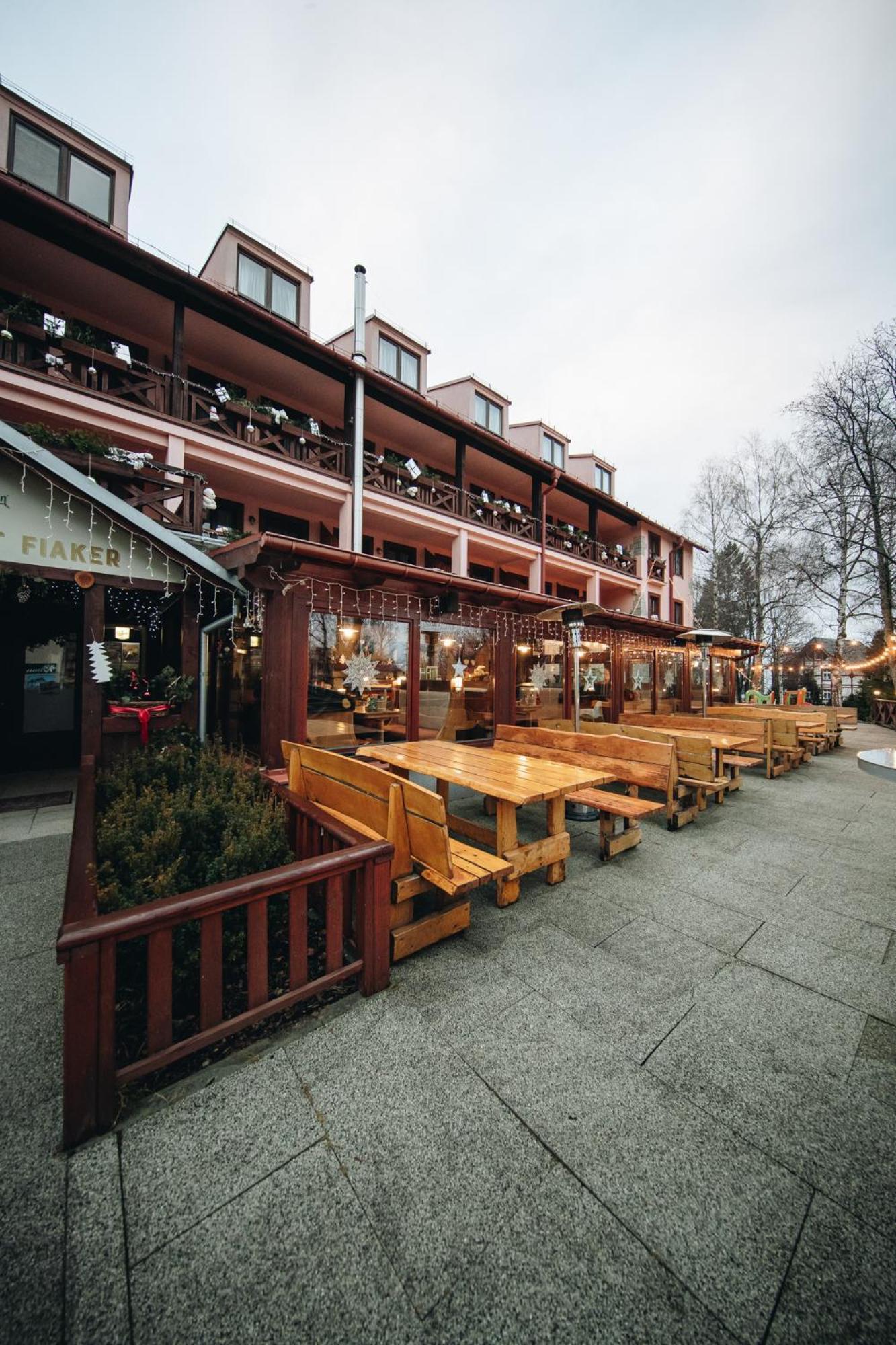 Wellness Penzion Zora Family Tatranská Lomnica Exterior foto