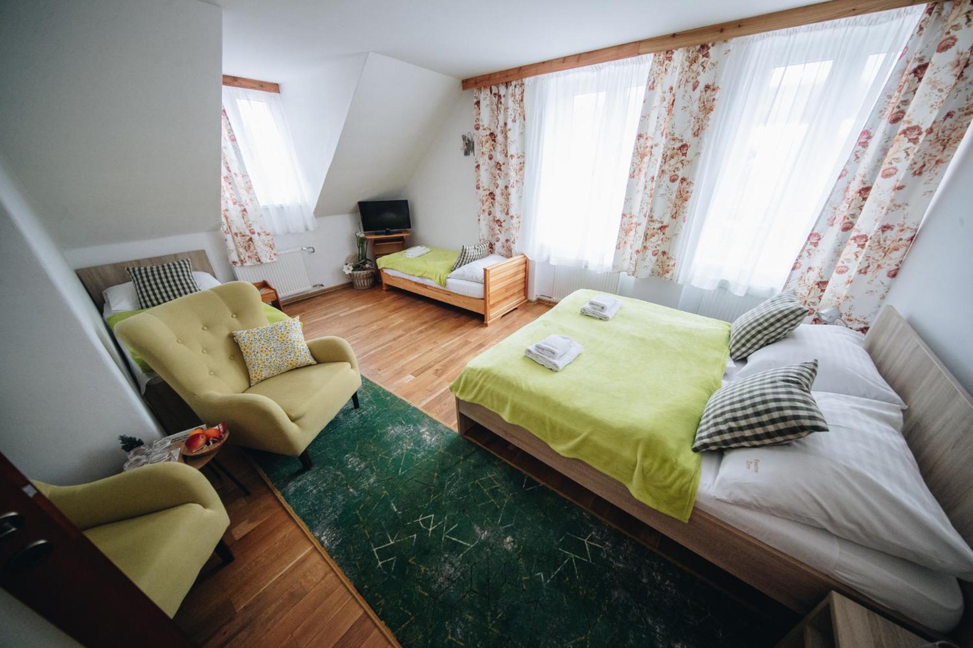 Wellness Penzion Zora Family Tatranská Lomnica Exterior foto